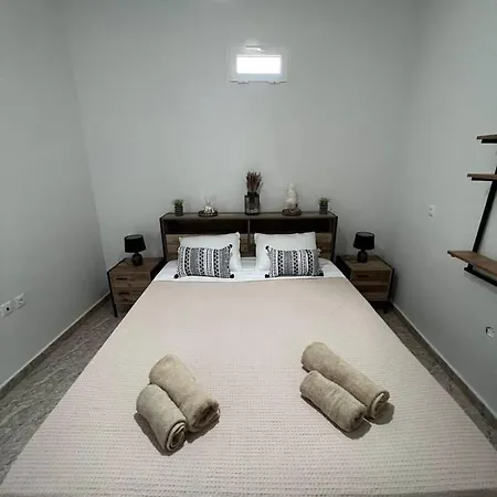 Beach Apartment Edem First Floor Perivolos  Exterior photo